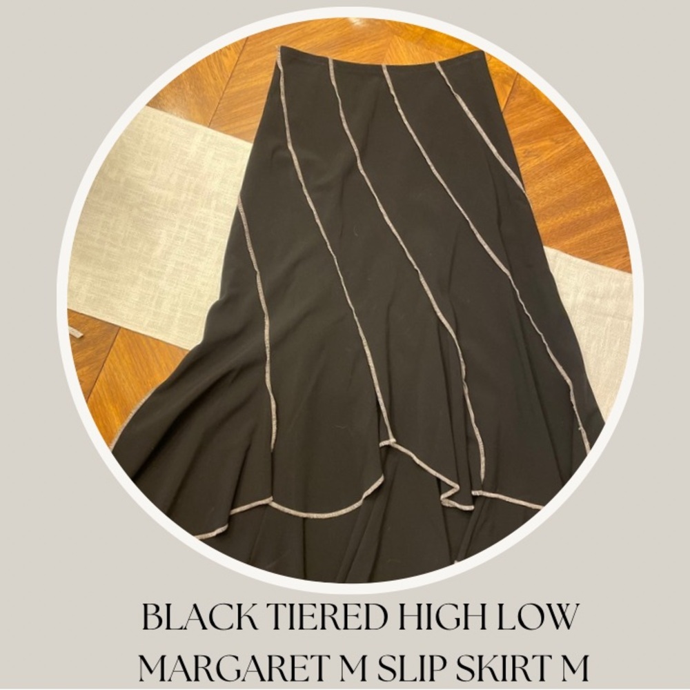 BLACK TIERED HIGH LOW 
MARGARET M SLIP SKIRT M
